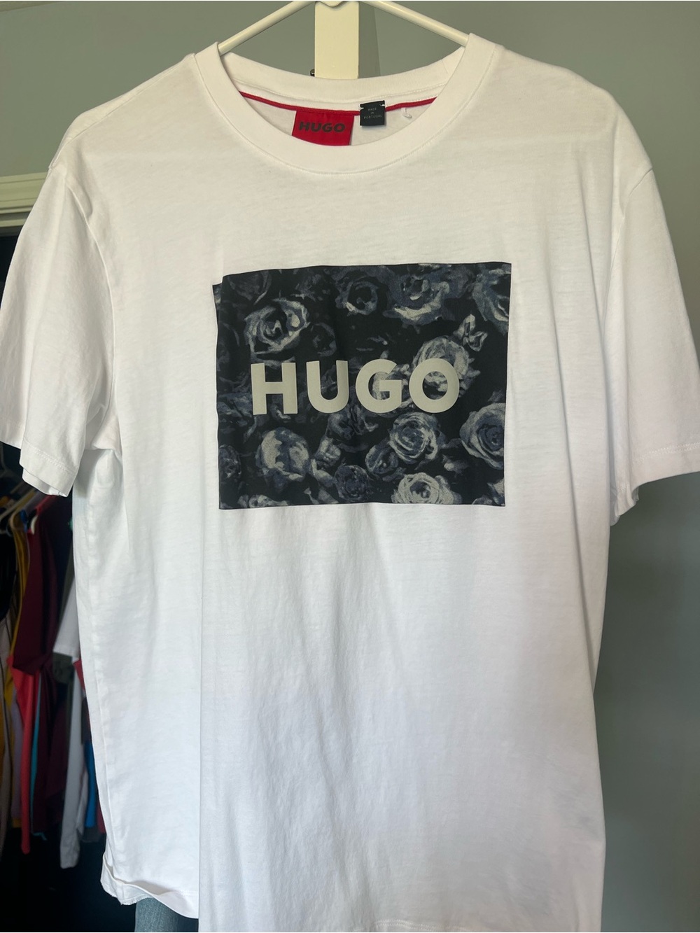 Hugo Mens T-shirt. Size large.